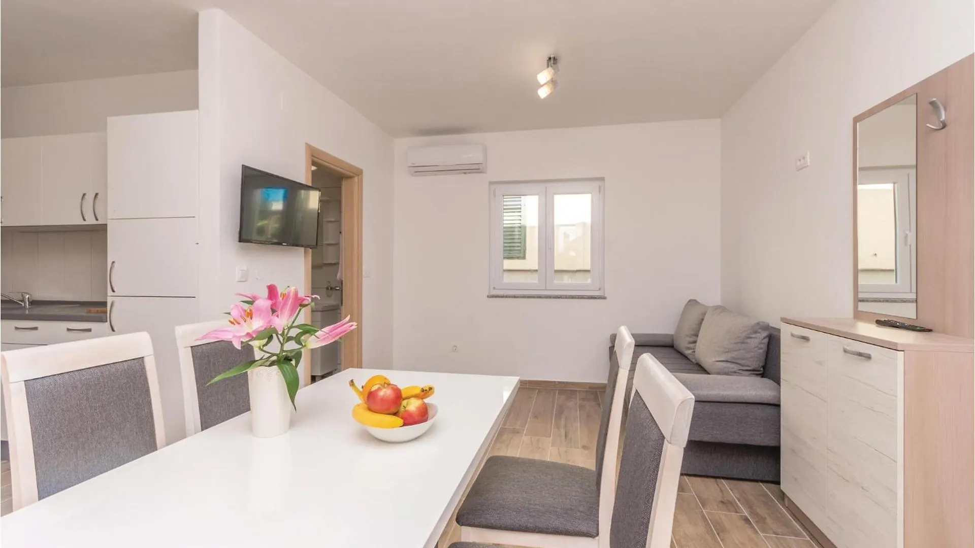 1 Bedroom Awesome Apartment In Biograd Na Moru
